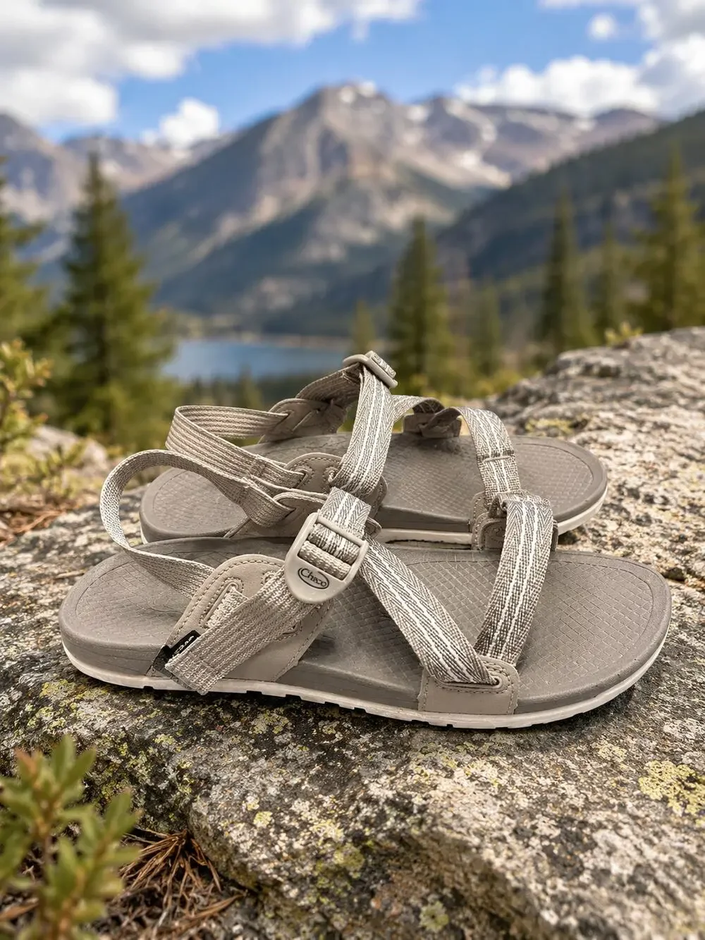 CHACO Lowdown Active Sandals Pully Gray Hiking Outdoor Gorpcore Women’s Size 8
